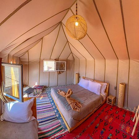 ホテル Jardin Kotori Luxury Camp メルズーガ エクステリア 写真