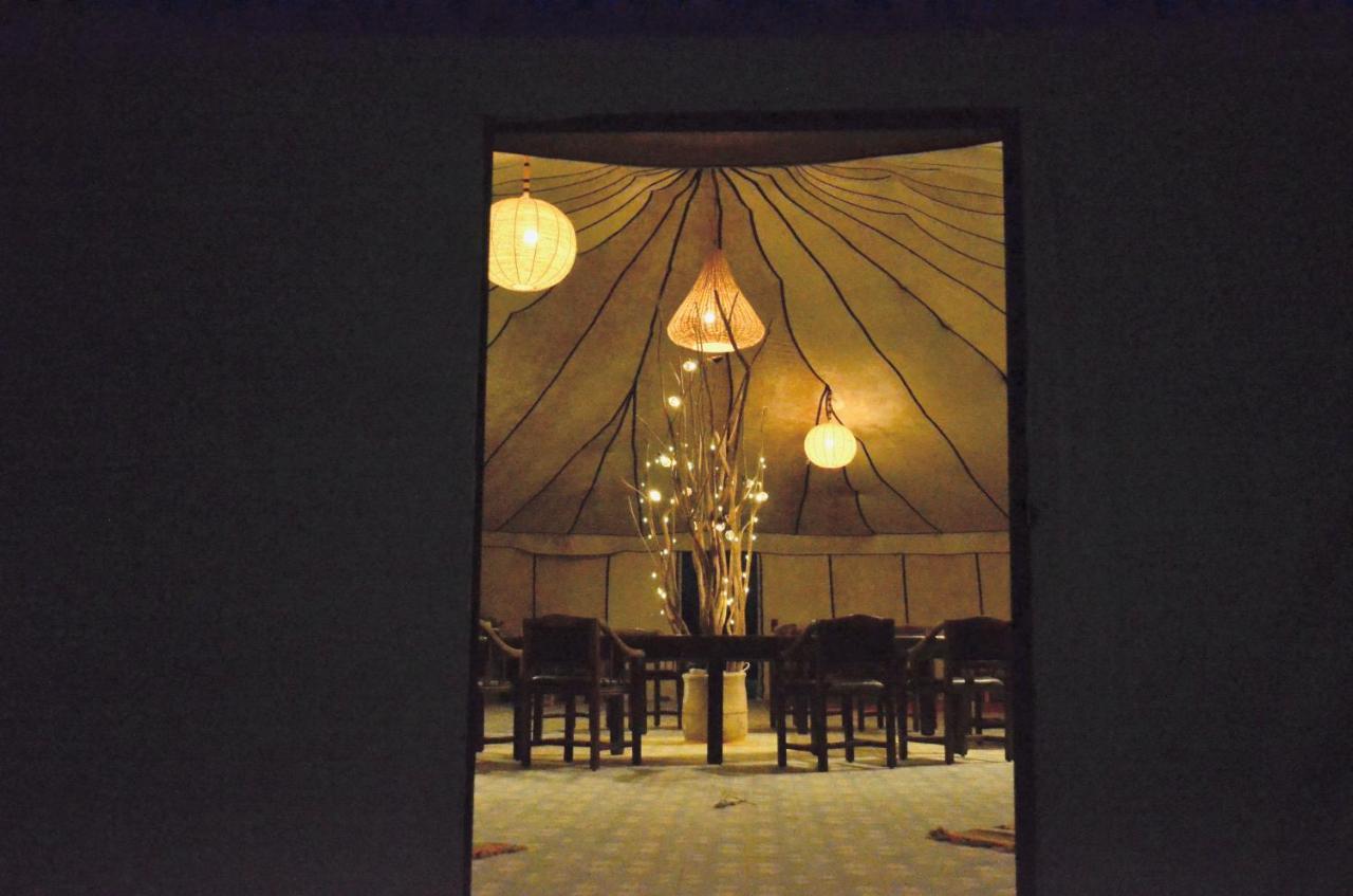 ホテル Jardin Kotori Luxury Camp メルズーガ エクステリア 写真