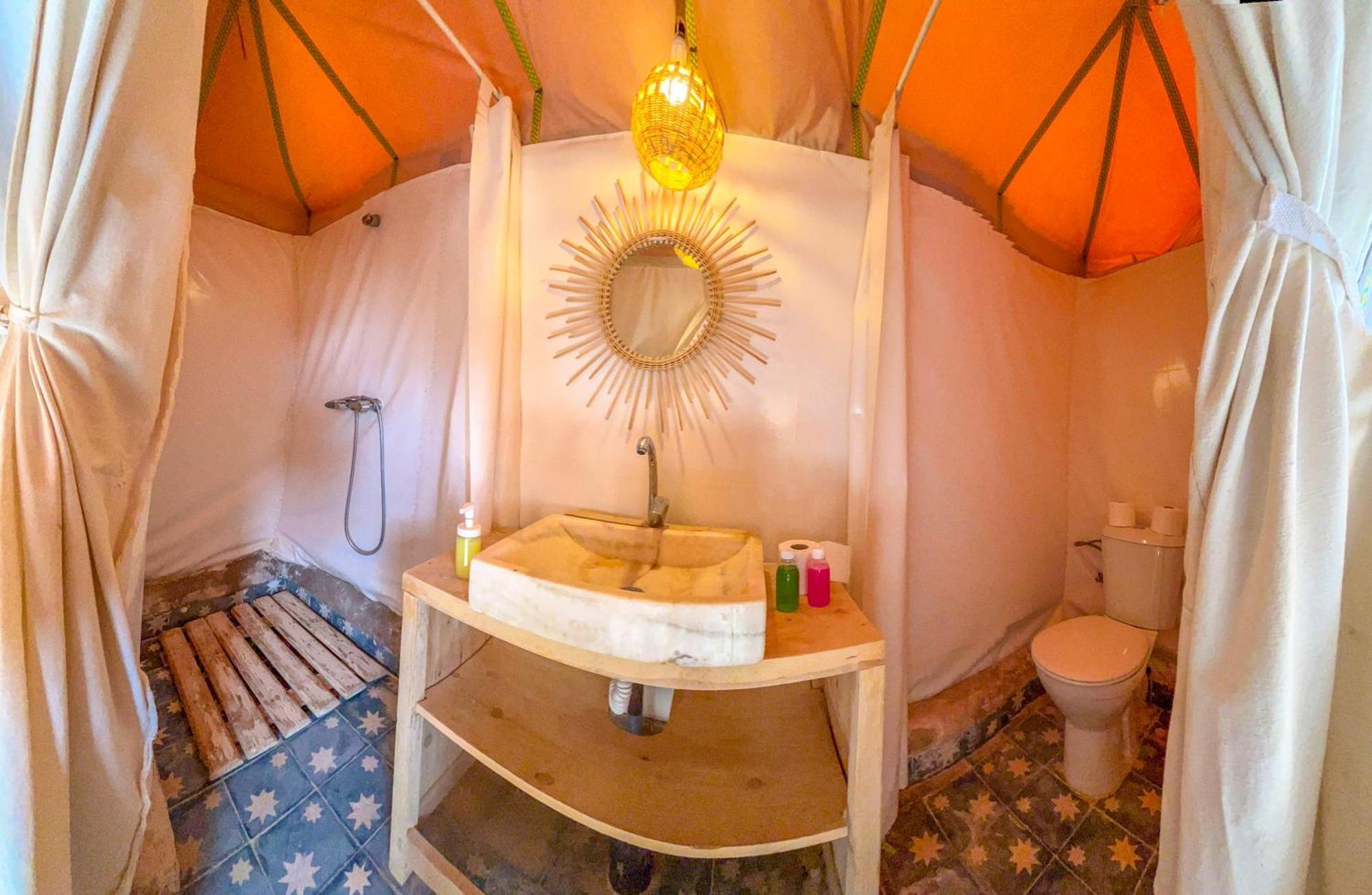 ホテル Jardin Kotori Luxury Camp メルズーガ エクステリア 写真