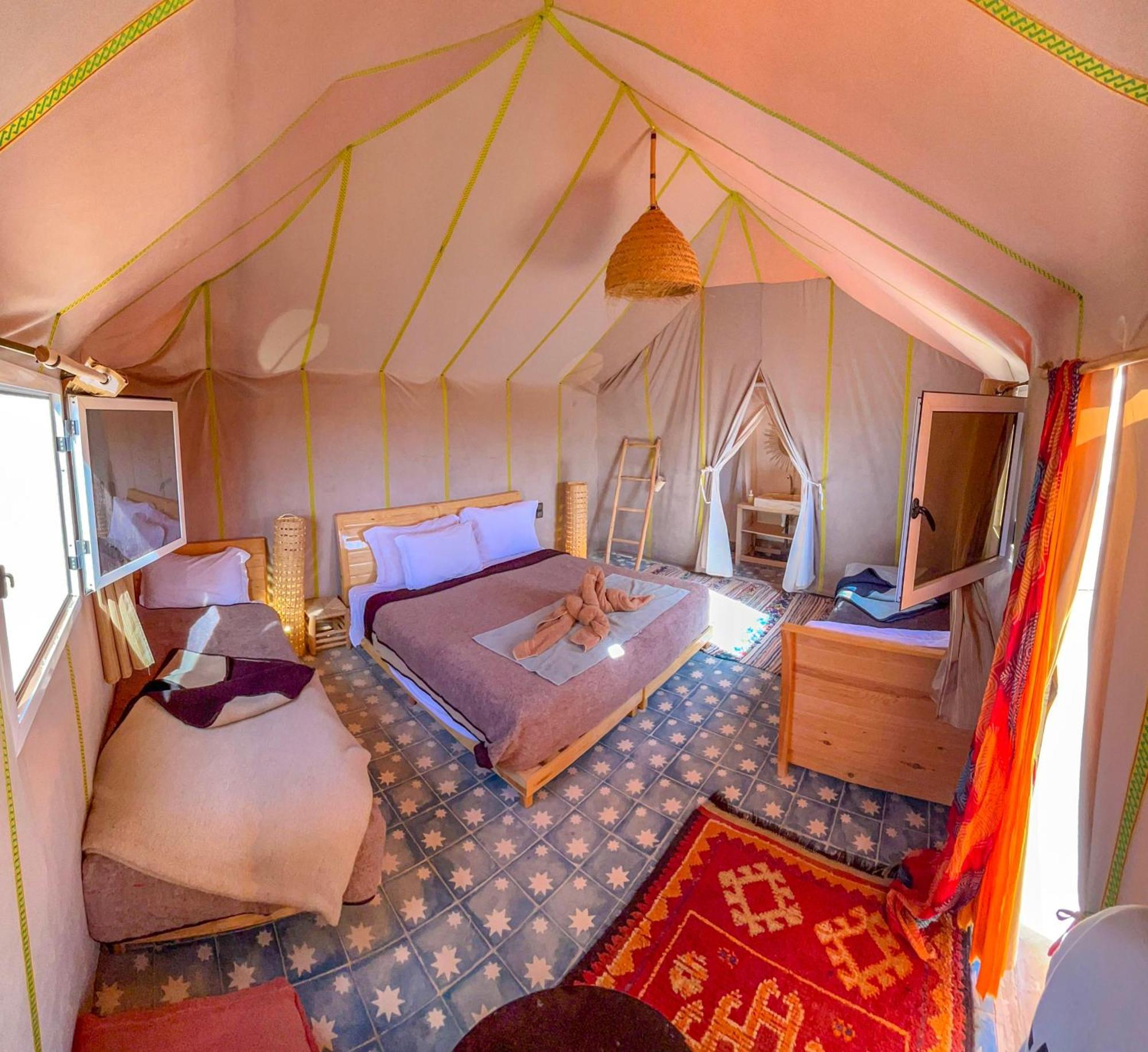 ホテル Jardin Kotori Luxury Camp メルズーガ エクステリア 写真