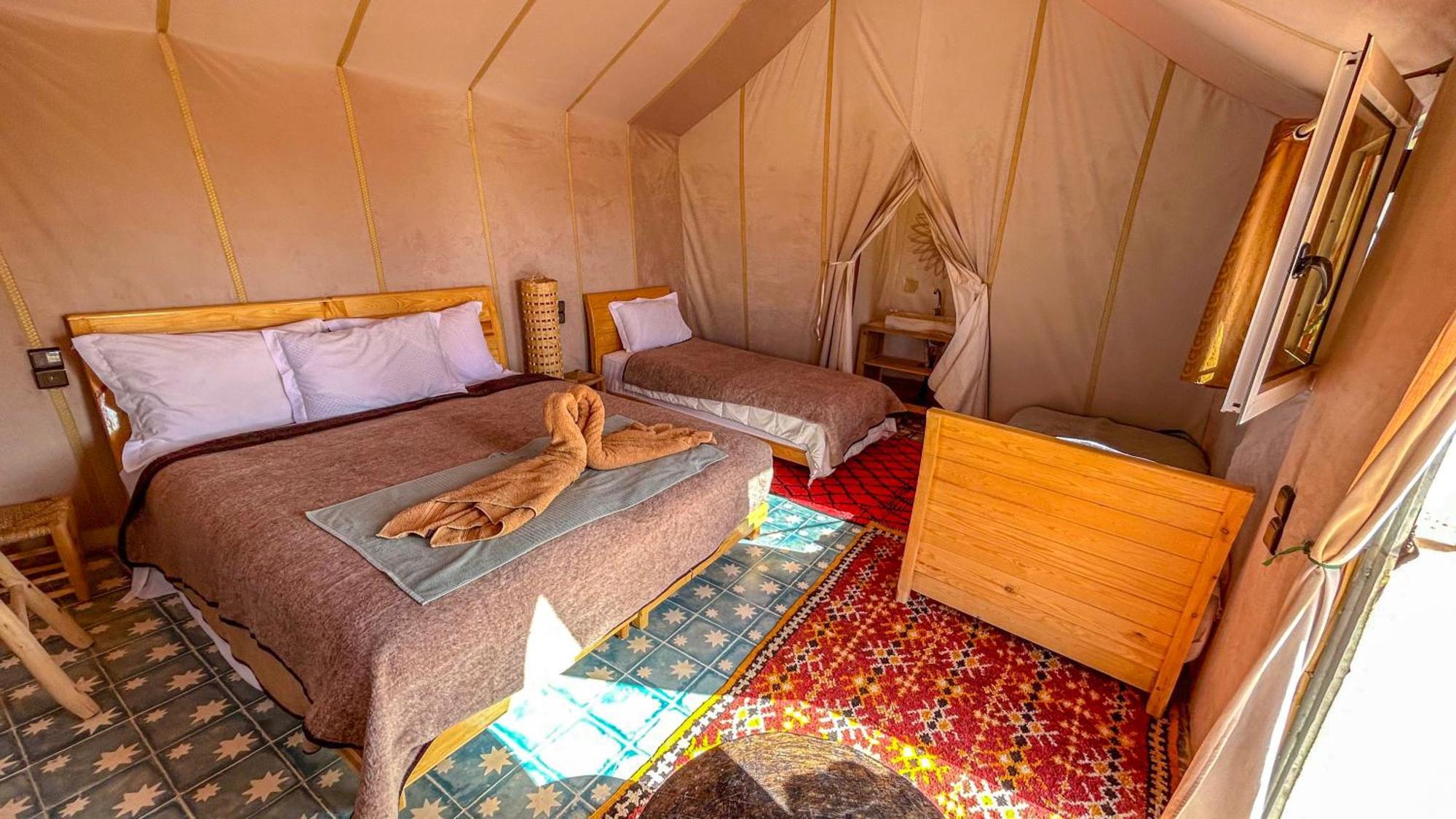 ホテル Jardin Kotori Luxury Camp メルズーガ エクステリア 写真