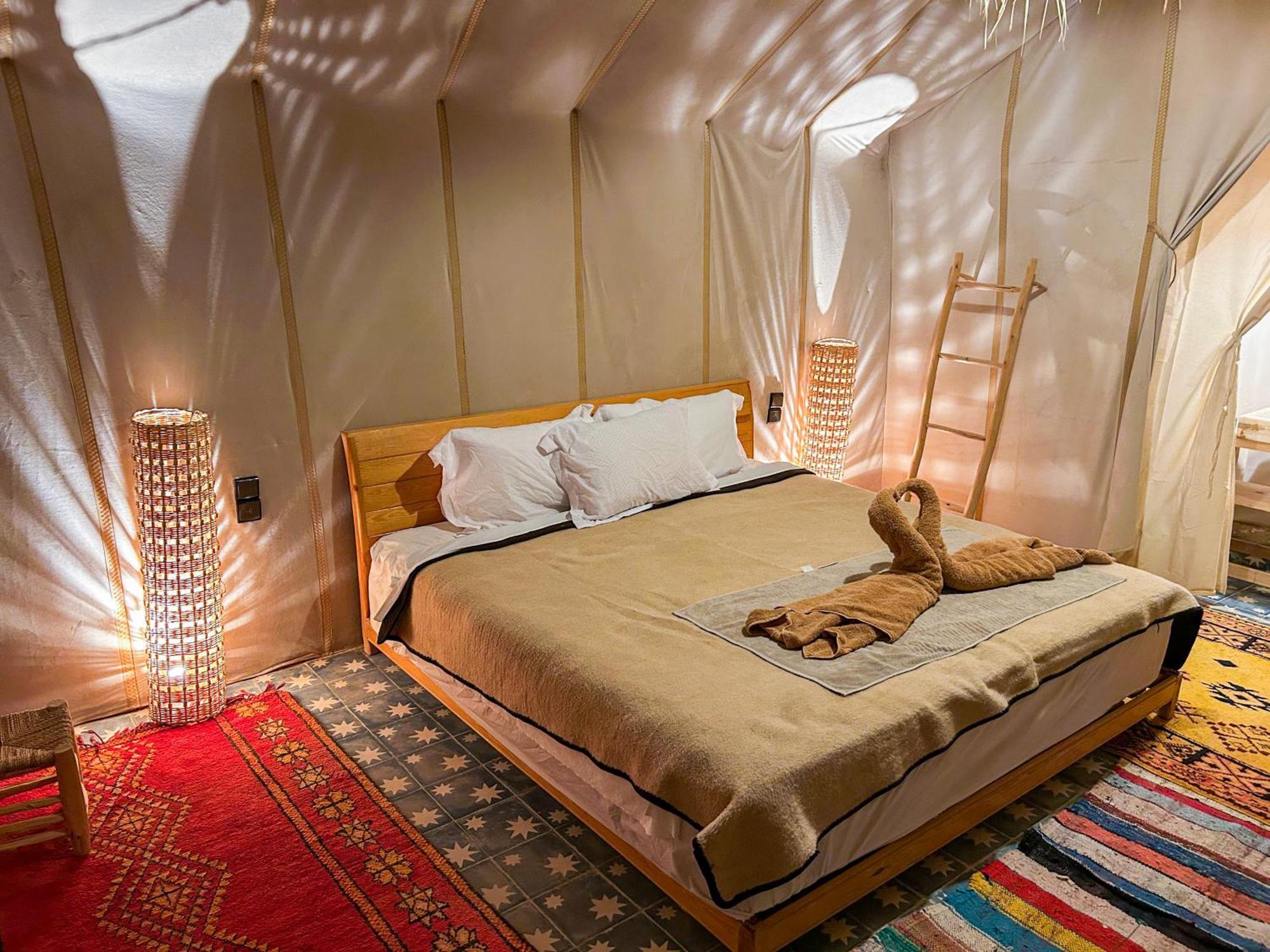 ホテル Jardin Kotori Luxury Camp メルズーガ エクステリア 写真