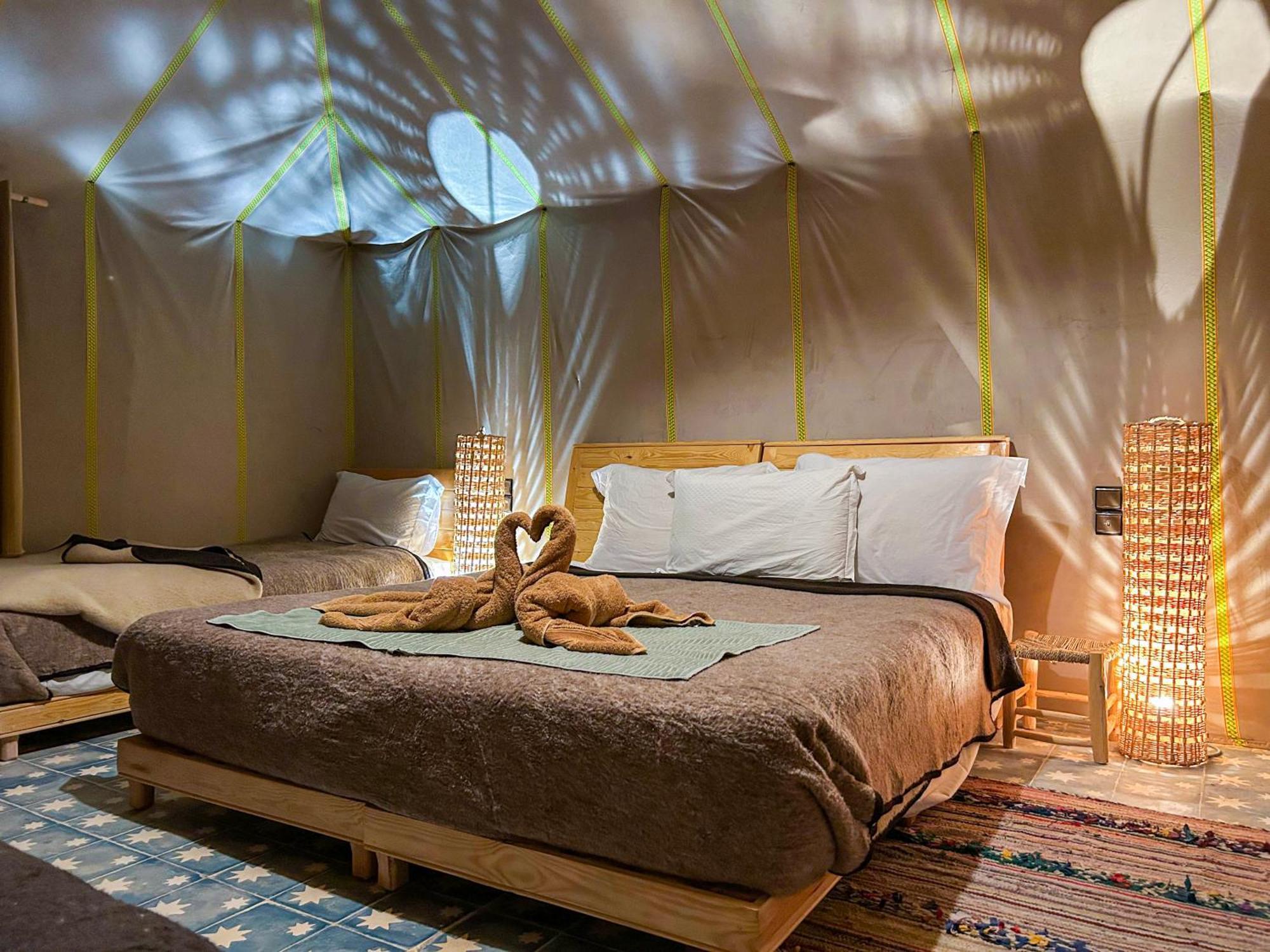 ホテル Jardin Kotori Luxury Camp メルズーガ エクステリア 写真